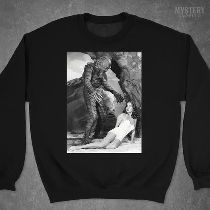 Creature From the Black Lagoon Vintage Horror Movie Swimsuit Photo Men's Women's Unisex Crewneck Sweatshirt