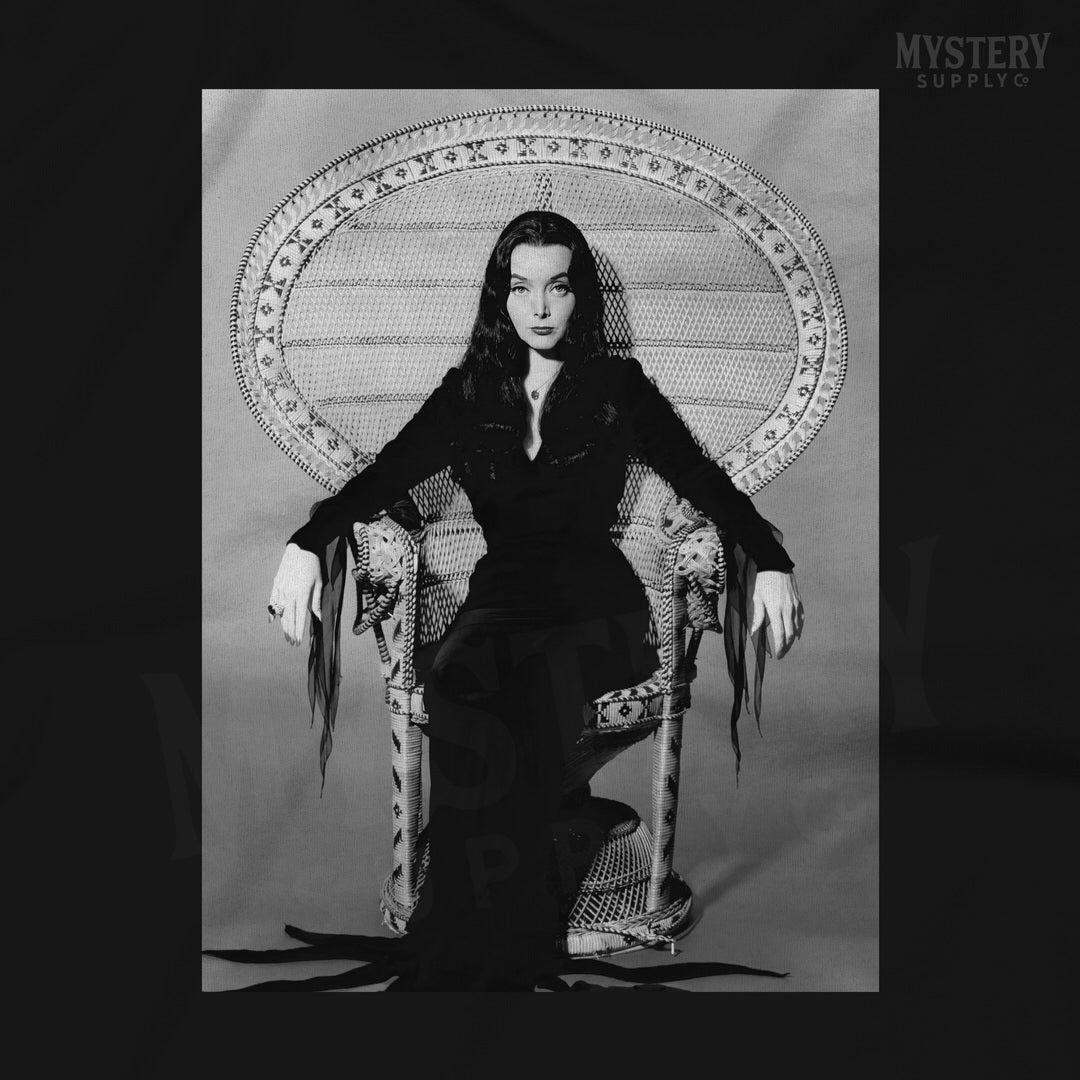 Morticia Addams Unisex T-Shirt Black / 4XL