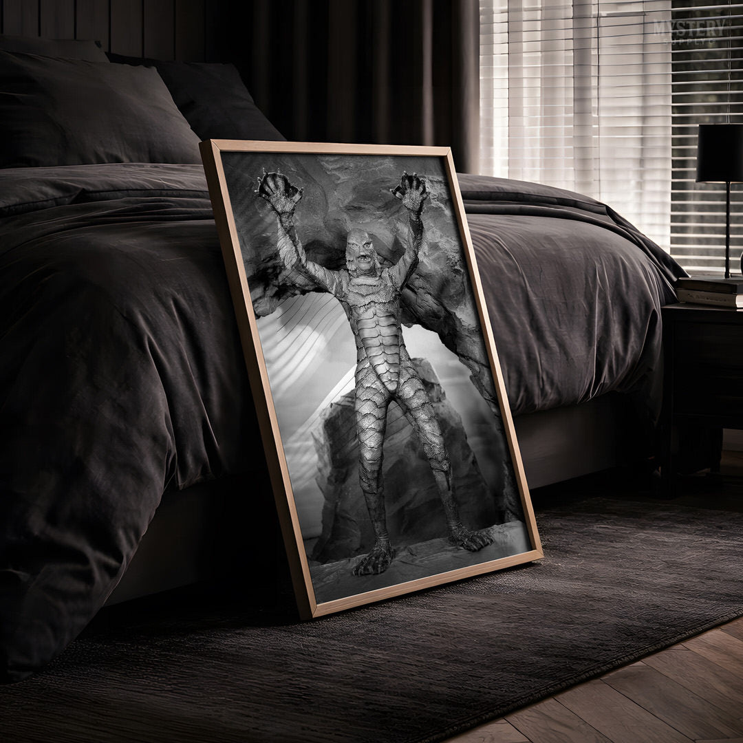 Creature From the Black Lagoon Scary Pose Monster Photo