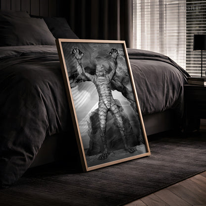 Creature From the Black Lagoon Scary Pose Monster Photo