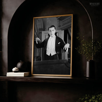 Dracula 1930s Bela Lugosi Vampire Horror Movie Monster Photo