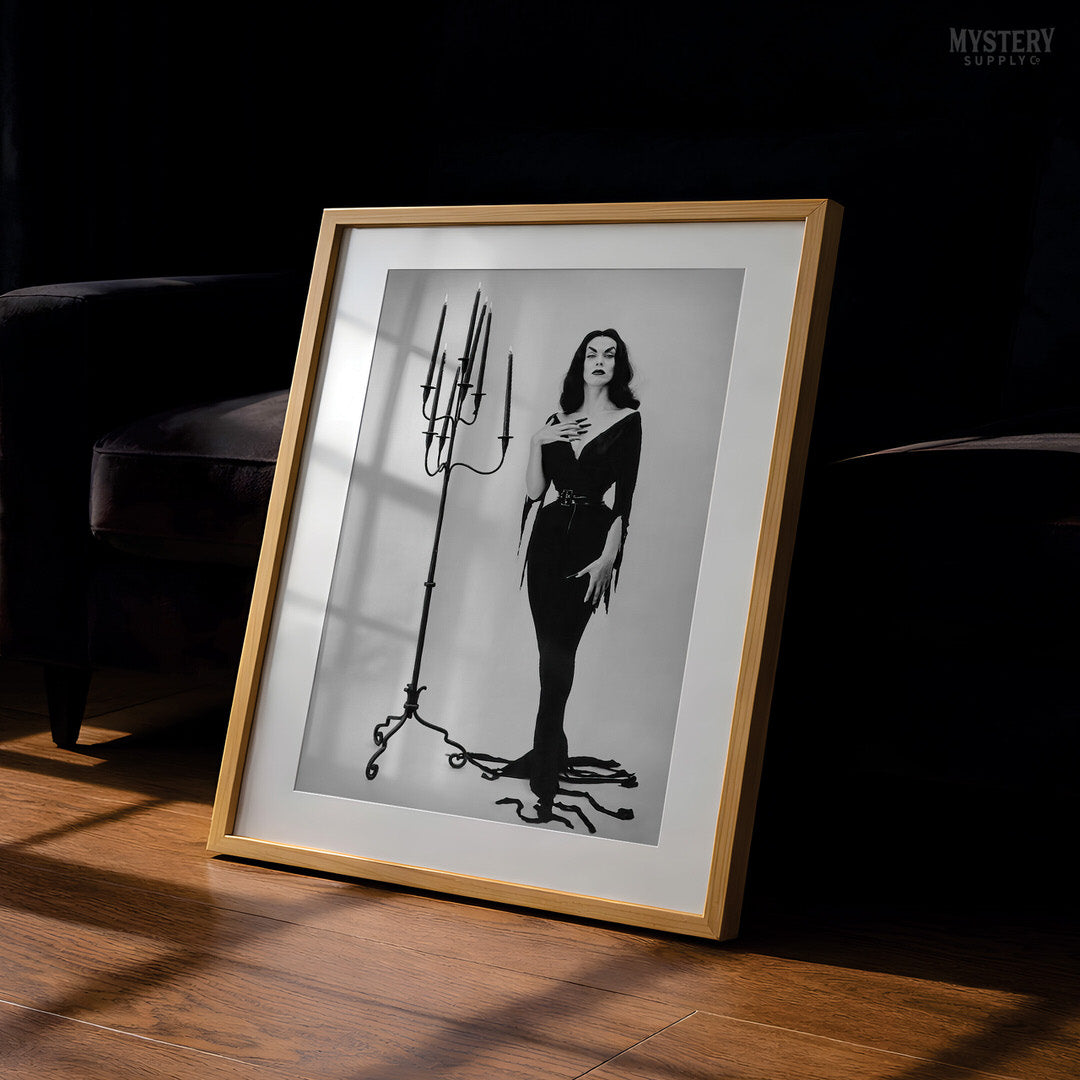 Vampira Horror Photo