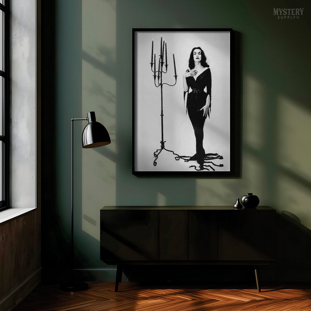 Vampira Horror Photo