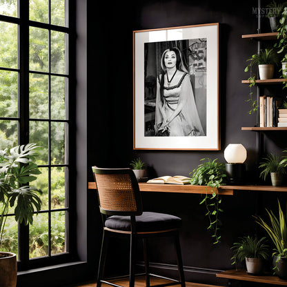Lily Munster 10,000 Volts Vintage Munsters Vampire Photo