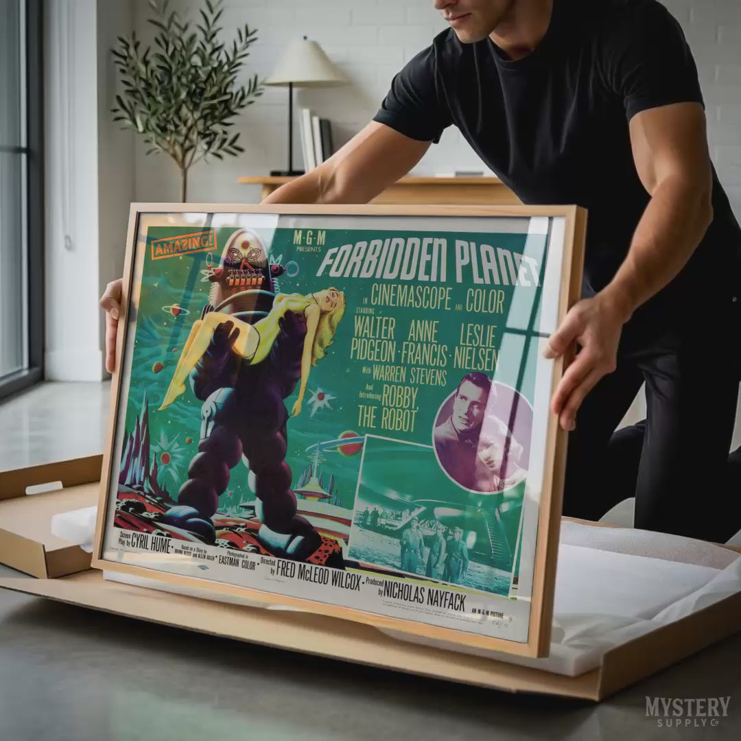 Forbidden Planet Explored(中古品) Forbidden Planet 1956 Vintage Science Fiction Movie Poster Half